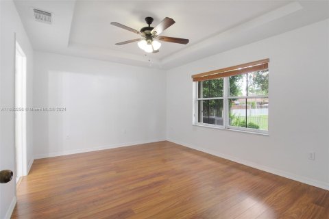 Townhouse in Miami, Florida 3 bedrooms, 167.04 sq.m. № 1362763 - photo 12