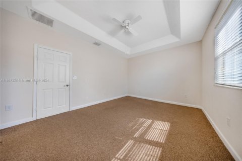 Touwnhouse à vendre à Doral, Floride: 3 chambres, 156.35 m2 № 1364077 - photo 30