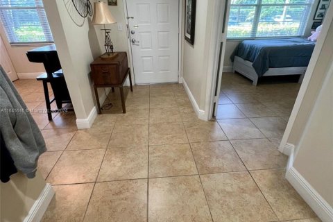 Copropriété à vendre à Pembroke Pines, Floride: 2 chambres, 100.52 m2 № 1328475 - photo 5