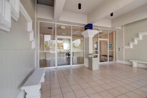 Copropriété à vendre à Aventura, Floride: 3 chambres, 145.39 m2 № 1316338 - photo 22