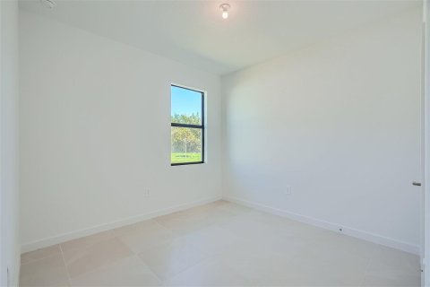 Casa en venta en Jensen Beach, Florida, 4 dormitorios, 169.83 m2 № 1100141 - foto 3