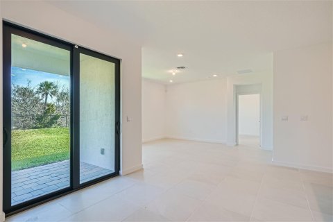 Casa en venta en Jensen Beach, Florida, 4 dormitorios, 169.83 m2 № 1100141 - foto 9