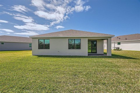 Casa en venta en Jensen Beach, Florida, 4 dormitorios, 169.83 m2 № 1100141 - foto 1