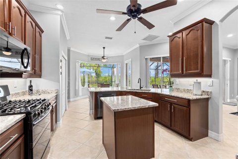 Casa en venta en North Port, Florida, 4 dormitorios, 290.97 m2 № 1016690 - foto 17