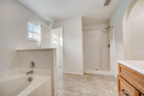 Villa ou maison à vendre à Kissimmee, Floride: 4 chambres, 193.98 m2 № 1133378 - photo 20