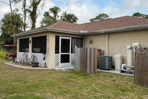 House in North Port, Florida 3 bedrooms, 129.88 sq.m. № 1133377 - photo 21