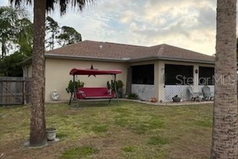 House in North Port, Florida 3 bedrooms, 129.88 sq.m. № 1133377 - photo 20