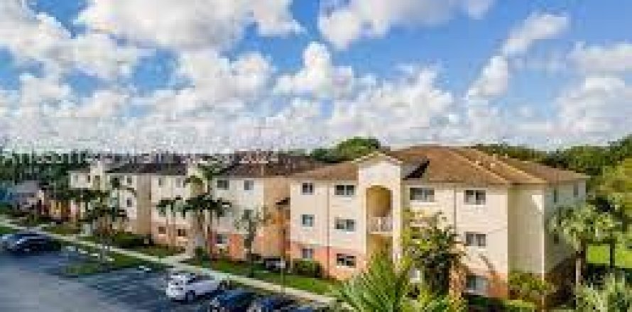 Condo in Hollywood, Florida, 2 bedrooms  № 1365486