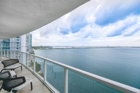 Copropriété à vendre à Miami, Floride: 2 chambres, 114.92 m2 № 1365529 - photo 18