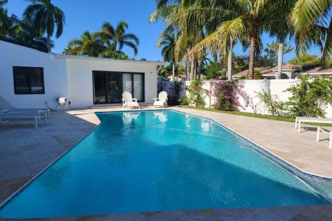Villa ou maison à vendre à Hollywood, Floride: 3 chambres, 153.38 m2 № 1132892 - photo 25