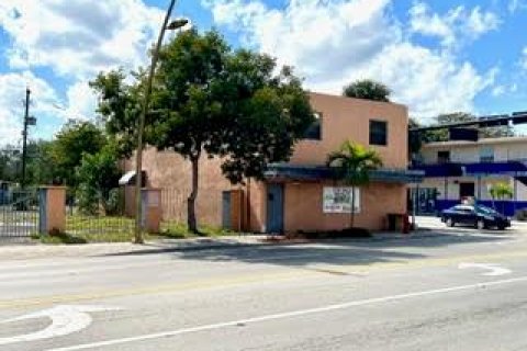 Commercial property in Fort Lauderdale, Florida № 1182600 - photo 3