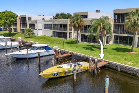 Condo in Pompano Beach, Florida, 2 bedrooms  № 1182515 - photo 20