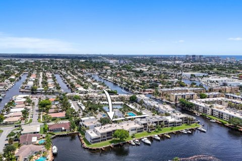 Condominio en venta en Pompano Beach, Florida, 2 dormitorios, 108.7 m2 № 1182515 - foto 22