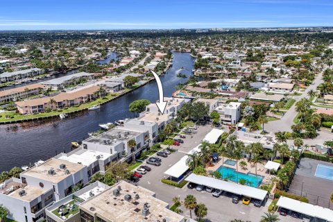 Condominio en venta en Pompano Beach, Florida, 2 dormitorios, 108.7 m2 № 1182515 - foto 26