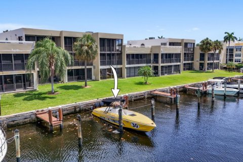 Condo in Pompano Beach, Florida, 2 bedrooms  № 1182515 - photo 21