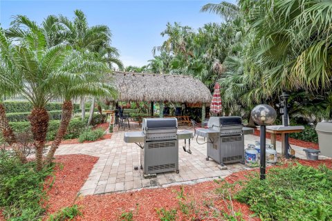 Copropriété à vendre à Pompano Beach, Floride: 2 chambres, 108.7 m2 № 1182515 - photo 4