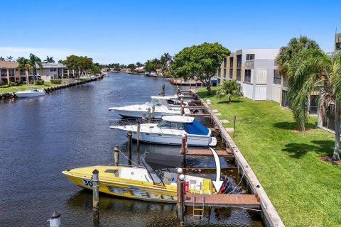 Condo in Pompano Beach, Florida, 2 bedrooms  № 1182515 - photo 16