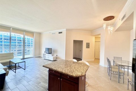 Condo in Aventura, Florida, 2 bedrooms  № 1321594 - photo 5