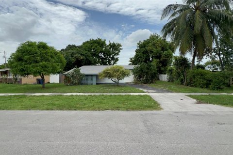 Casa en venta en Lauderdale Lakes, Florida, 3 dormitorios, 119.01 m2 № 1321593 - foto 30