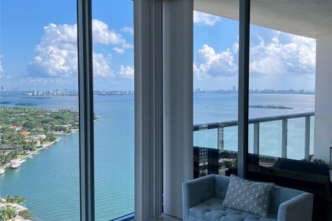 Condo in Miami, Florida, 2 bedrooms  № 1365365 - photo 14