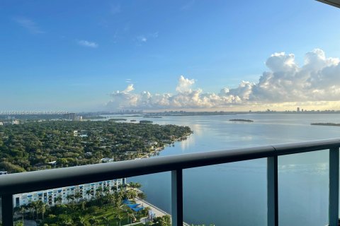 Condo in Miami, Florida, 2 bedrooms  № 1365365 - photo 18