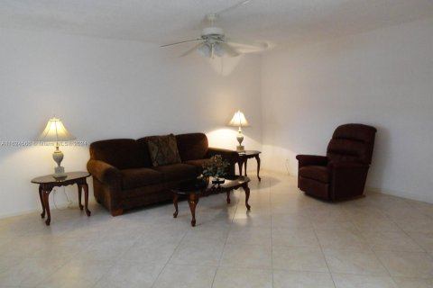 Copropriété à vendre à Delray Beach, Floride: 2 chambres, 84.26 m2 № 1271284 - photo 2