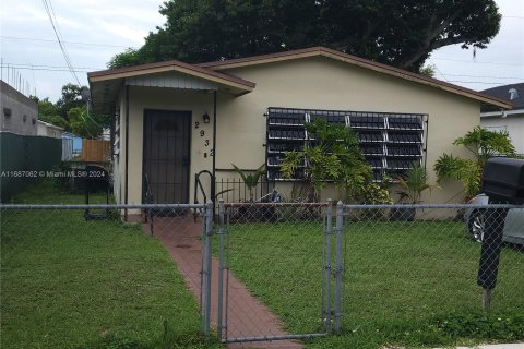 House in Miami, Florida 3 bedrooms, 104.05 sq.m. № 1427514 - photo 4