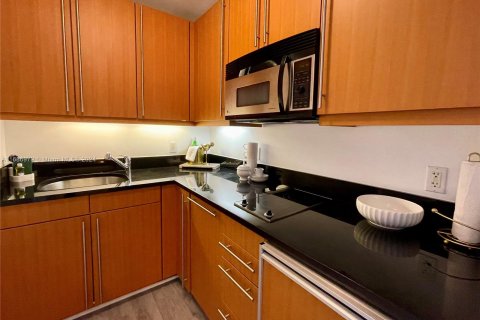 Condominio en venta en Miami, Florida, 57.97 m2 № 1427485 - foto 18