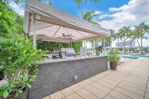 Condominio en venta en Miami, Florida, 57.97 m2 № 1427485 - foto 9