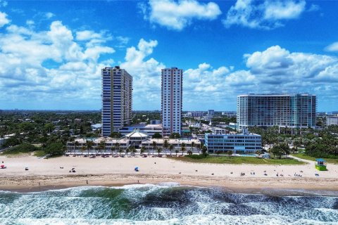 Condo in Pompano Beach, Florida, 1 bedroom  № 1104721 - photo 4