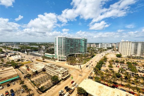 Condo in Pompano Beach, Florida, 1 bedroom  № 1104721 - photo 8