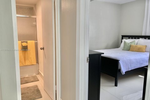 Copropriété à vendre à Hollywood, Floride: 1 chambre, 75.44 m2 № 920781 - photo 21