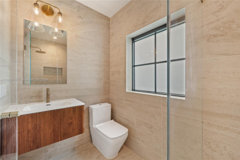 Casa en venta en Miami Beach, Florida, 5 dormitorios, 353.03 m2 № 1269500 - foto 20