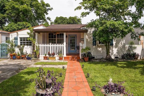 Villa ou maison à vendre à Miami, Floride: 3 chambres, 129.04 m2 № 1368999 - photo 1