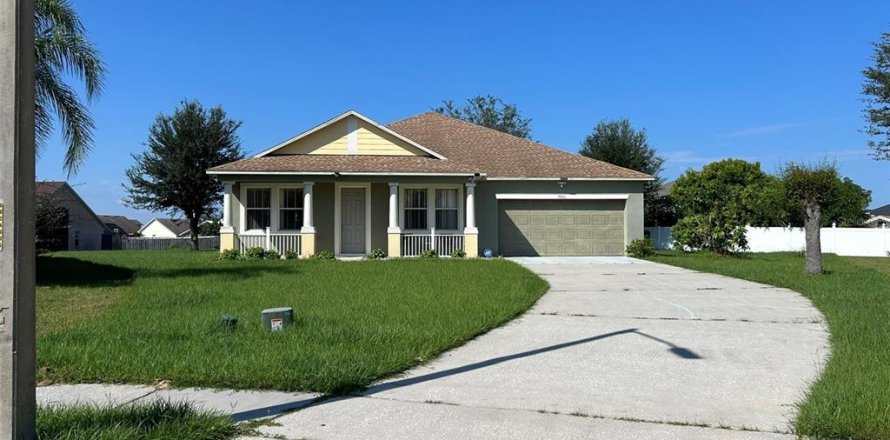 House in Orlando, Florida 4 bedrooms, 206.34 sq.m. № 1373612