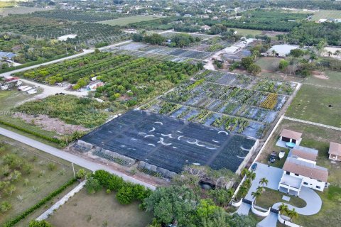 Terrain à vendre à Miami-Dade, Floride № 968174 - photo 2