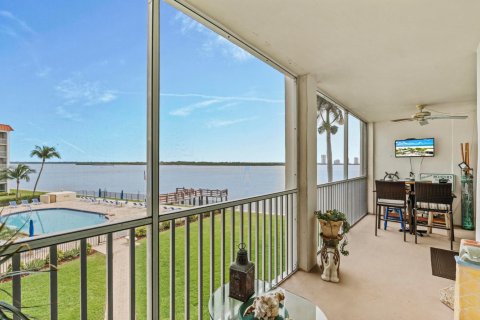 Condo in North Palm Beach, Florida, 2 bedrooms  № 1183705 - photo 11