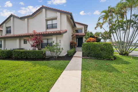 Townhouse in Deerfield Beach, Florida 3 bedrooms, 161.65 sq.m. № 1183704 - photo 7