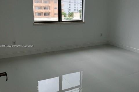 Condo in Miami Beach, Florida, 1 bedroom  № 1406319 - photo 6