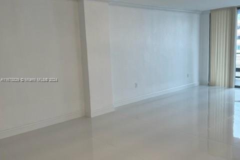 Condo in Miami Beach, Florida, 1 bedroom  № 1406319 - photo 5