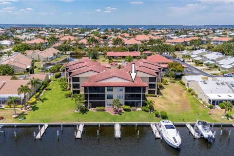 Copropriété à vendre à Punta Gorda, Floride: 2 chambres, 109.62 m2 № 1202942 - photo 4