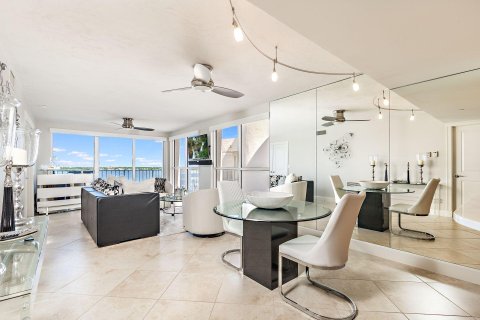 Condominio en venta en West Palm Beach, Florida, 2 dormitorios, 109.44 m2 № 455271 - foto 22