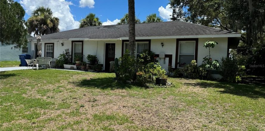 House in LaBelle, Florida 3 bedrooms, 168.34 sq.m. № 1248113