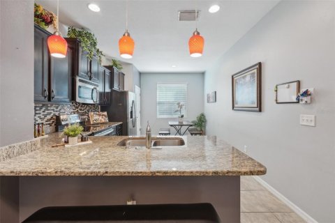 Adosado en venta en Tampa, Florida, 3 dormitorios, 158.31 m2 № 1398729 - foto 22