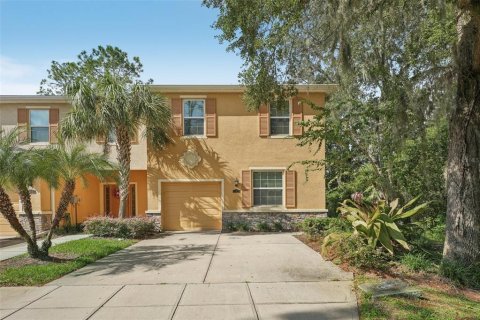 Townhouse in Tampa, Florida 3 bedrooms, 158.31 sq.m. № 1398729 - photo 2