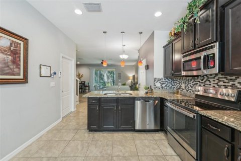 Adosado en venta en Tampa, Florida, 3 dormitorios, 158.31 m2 № 1398729 - foto 26