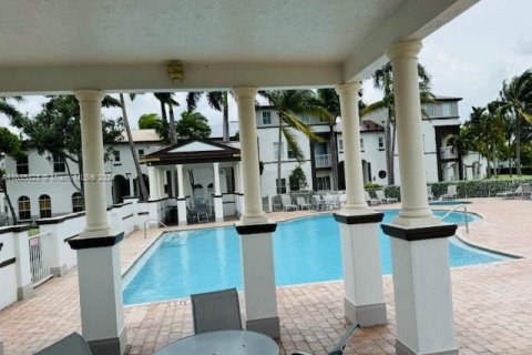 Condominio en venta en Miramar, Florida, 3 dormitorios, 134.24 m2 № 1311134 - foto 11