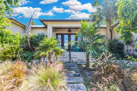 Villa ou maison à vendre à Marathon, Floride: 3 chambres, 231.51 m2 № 860161 - photo 28