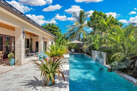Villa ou maison à vendre à Marathon, Floride: 3 chambres, 231.51 m2 № 860161 - photo 2