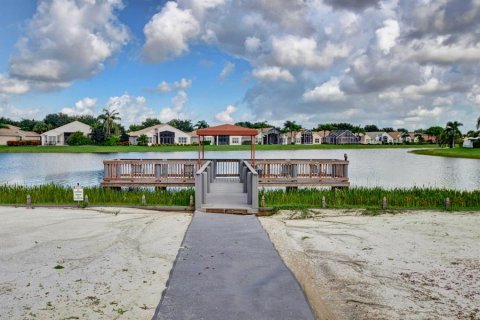 Villa ou maison à vendre à Delray Beach, Floride: 3 chambres, 207.82 m2 № 627383 - photo 7